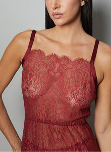 A romantic comfortable slip is too gorgeous to keep hidden. Delicate baroque patterned wispy eyelash lace, smooth silk accents, and a comfy high waist make it totally swoon-worthy. Embrace it solo or pair with your seductive lingerie set for a sultry evening look.